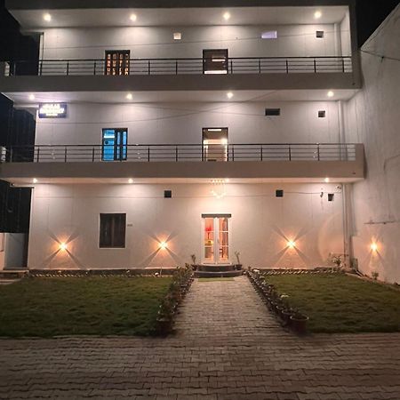 Gulab Residency Hotel พาราณสี ภายนอก รูปภาพ