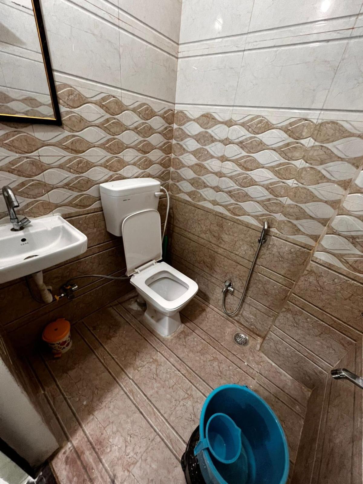 Gulab Residency Hotel พาราณสี ภายนอก รูปภาพ